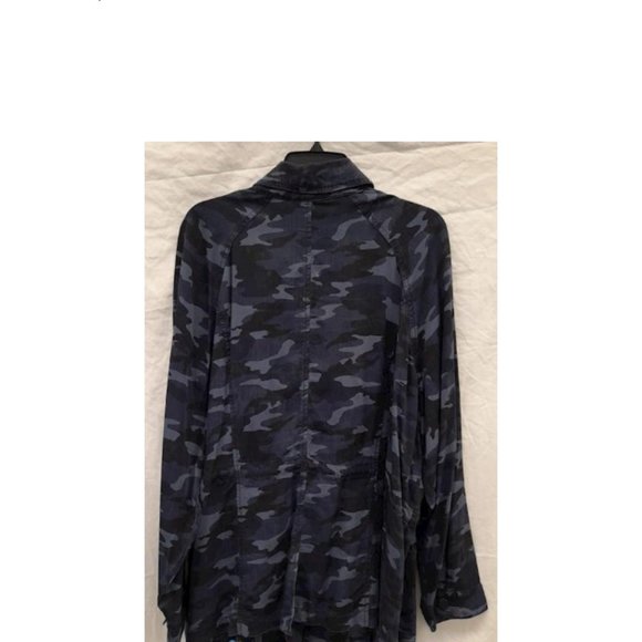 Lane Bryant Blue Camouflage Blue Jacket Size 18/20 - Picture 2 of 14